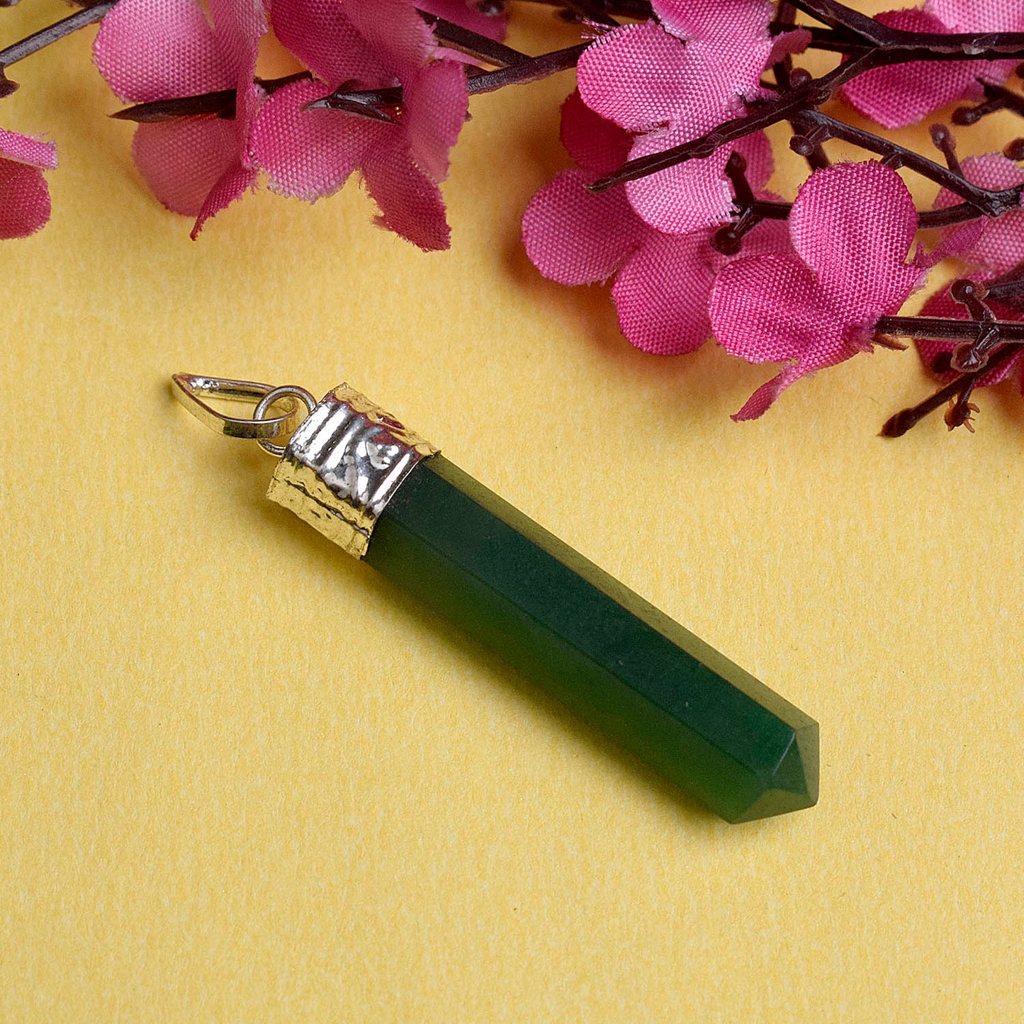 Green Aventurine Crystal Pencil Pendant for Reiki